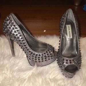Steve Madden Awwsome Heels